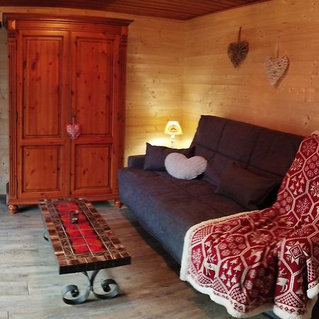 Chalet Au Bois Des Ecureuils Classe Trois Etoiles. Muhlbach-sur-Munster エクステリア 写真