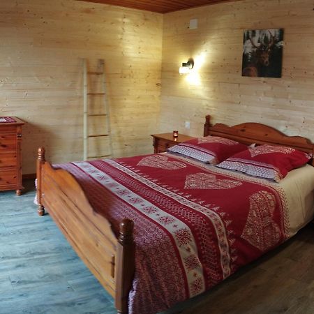 Chalet Au Bois Des Ecureuils Classe Trois Etoiles. Muhlbach-sur-Munster エクステリア 写真